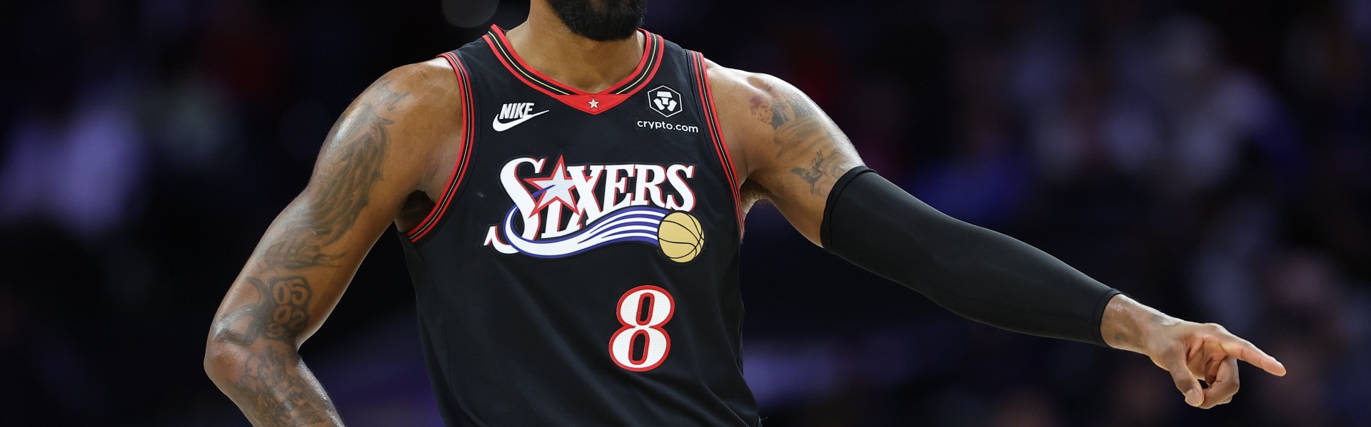 无欲无求！乔治11中5拿到15分8板6助2帽 5犯规